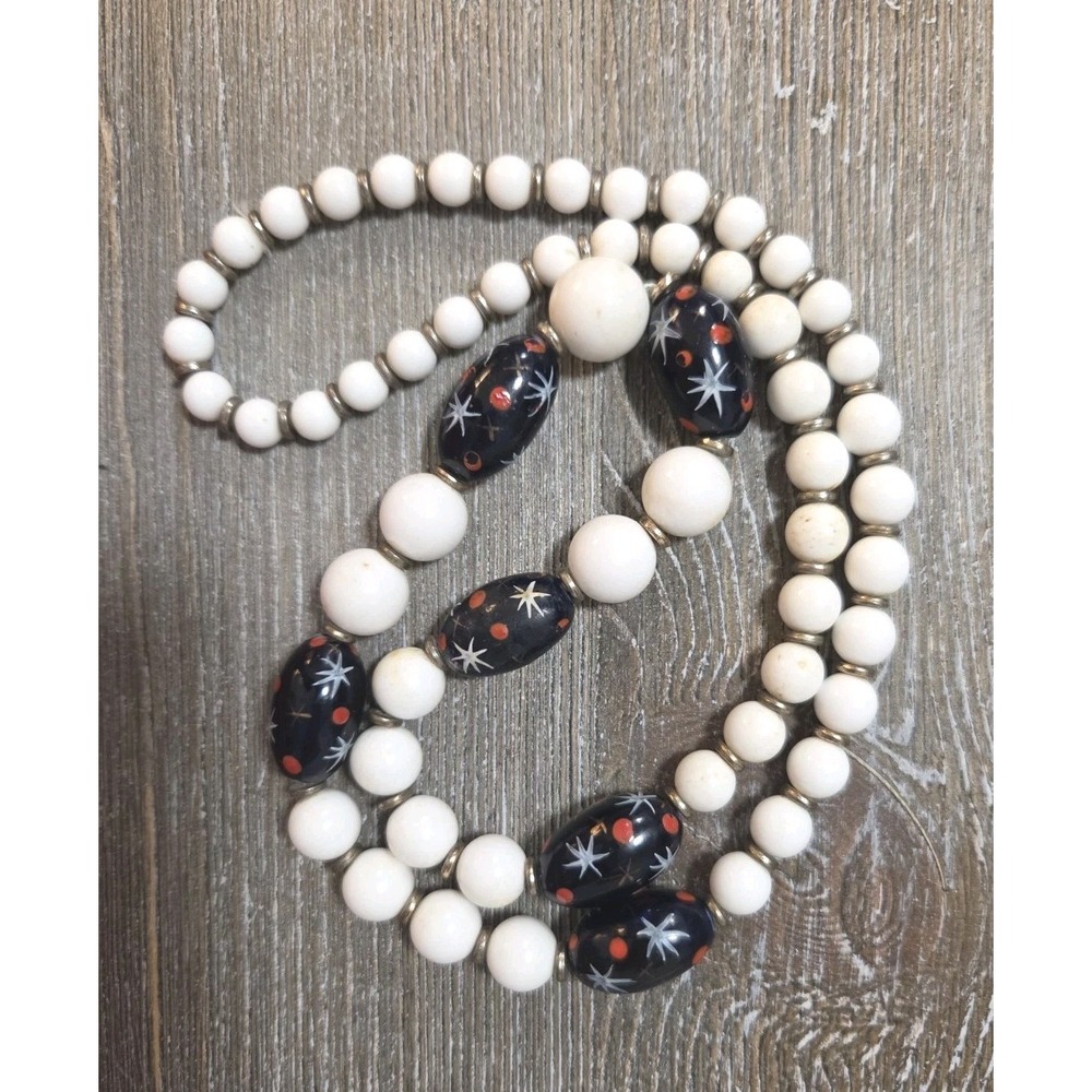 Beaded Necklace White Red Blue Starburst Hand Painted Art Deco Mod 28" Vintage